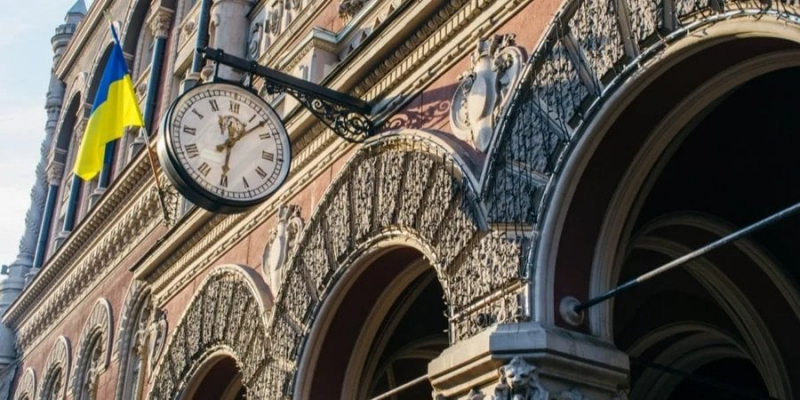 Ліцензії п’яти фінкомпаній анульовано. Вісім — виключено з реєстрів