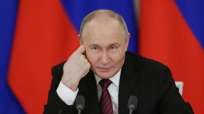 Владимир Путин рассказал о создании буферной зоны вдоль границы РФ